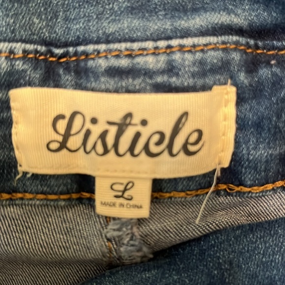 EUC Listicle Denim Overall Shorts - Picture 4 of 4